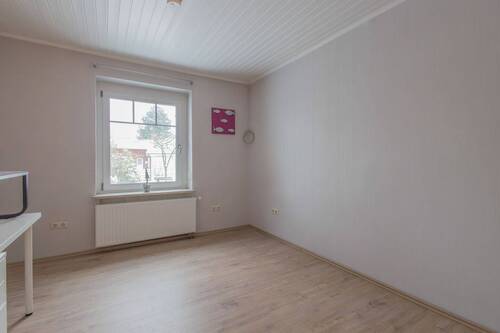 Zimmer 2 - 