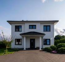 Modernes Einfamilienhaus mit Weitblick: Effizienz trifft Komfort auf 1.550 m² Grundstück - Nuthetal Fahlhorst