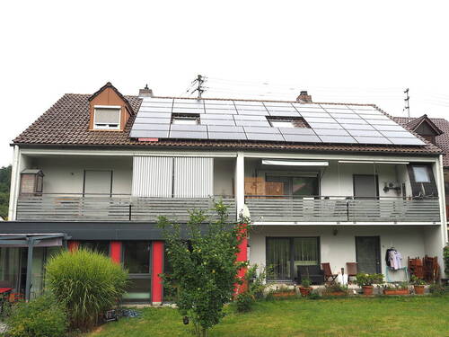 Die Gartenansicht - Provisionsfrei! Gepflegtes 6 Parteienhaus in ruhiger, sonniger Ortslage plus 1 Gewerbeeinheit