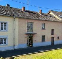 Ein- Zweifamilienhaus mit Potential in schöner Lage - Menningen