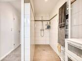 EG - ...mit bodengleicher Dusche - 