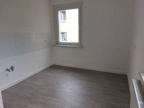 Küche mit Fliesenspiegel - 