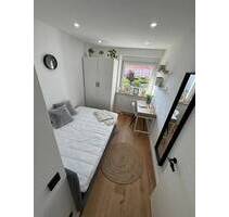 BAUERNFEIND: ?? Letztes WG-Zimmer frei im 2. OG | Möbliert | Internationale 4er-WG | 470 € warm - Nürnberg Zollhaus