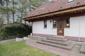 Außenansicht Straßenseite - Raumwunder DHH: Realisieren Sie selbst das Zuhause Ihrer Träume in Vollrathsruhe