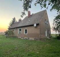 Ländlich & freistehendes Einfamilienhaus in Wuhnitz zum Sanieren - Lommatzsch