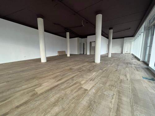 Fläche (1/2) - Büro in Bremerhaven / Fischereihafen