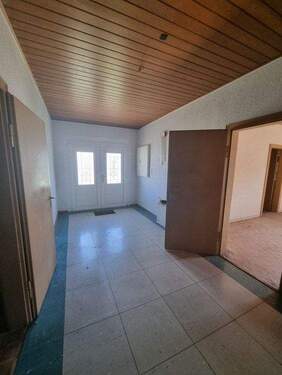 Eingangsbereich - 4 Zimmer Einfamilienhaus in Hille