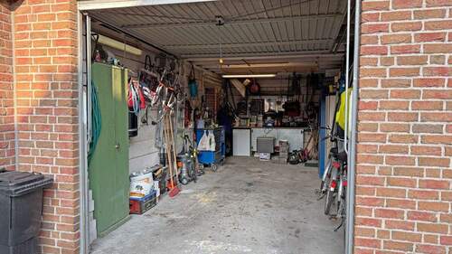 Garage - 
