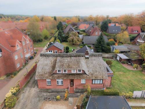 Frontansicht - 1 Zimmer Mehrfamilienhaus, Wohnhaus zum Kaufen in Salzhausen