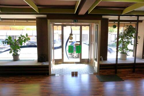 Eingangsbereich - 1 Zimmer Gewerbeobjekt (Büro, Produktion, Verkauf) in Baiersbronn