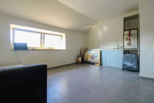 Wohnzimmer - 2 Zimmer Etagenwohnung zum Kaufen in Moers