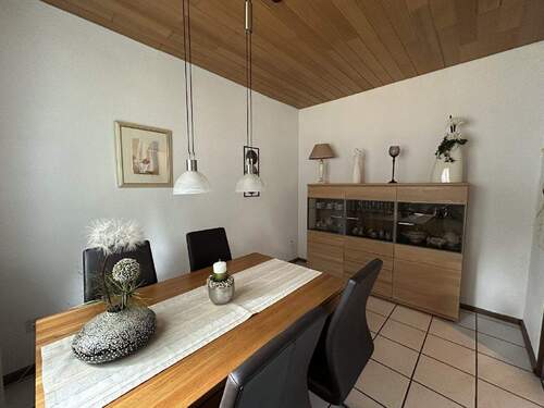 Archivbild Zimmer 2, hier als Esszimmer genutzt - 