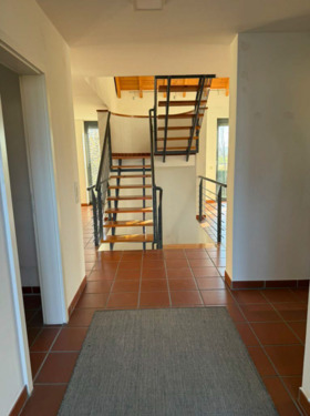 11 - Eingangsbereich.png - 