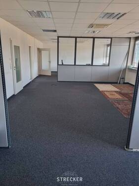 Büros im Neubau (1) - 