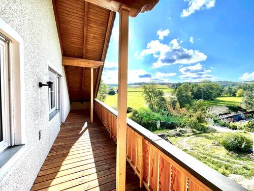 Balkon - 4 Zimmer Etagenwohnung zur Miete in Bad Griesbach i.Rottal