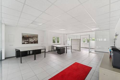Büro OG Gebäude - 