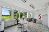 Büro EG Gebäude 1 - 