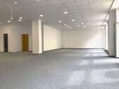 Blick 4 in den Verkaufsraum - Gewerbeobjekt (Büro, Produktion, Verkauf) in Rosenheim zur Miete