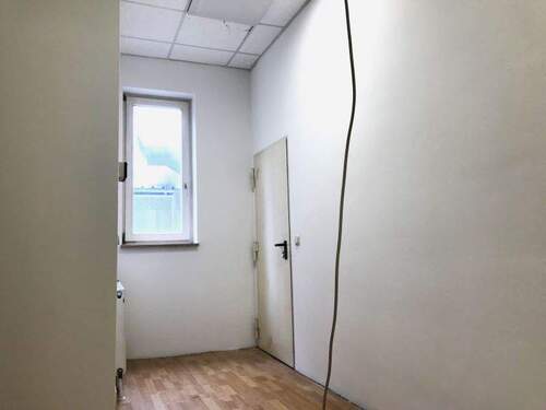 Hinterausgang zum Treppenhaus - 