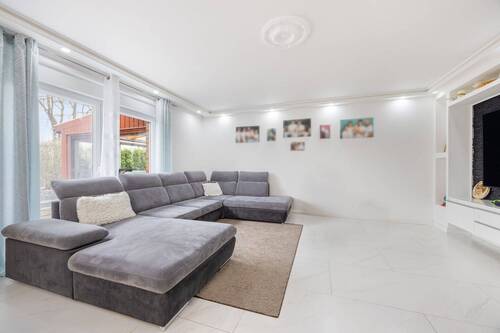 Wohnzimmer Haupthaus - 