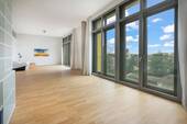 Wohnbereich - 2 Zimmer Etagenwohnung zum Kaufen in Frankfurt am Main