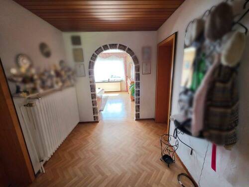 EG (7) - 