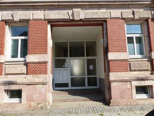 Hauseingang - 1 Zimmer Etagenwohnung in Chemnitz