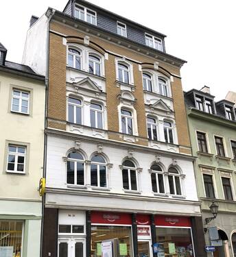 Hausansicht - Gemütliche Dachgeschoss-Wohnung mit zwei Zimmern