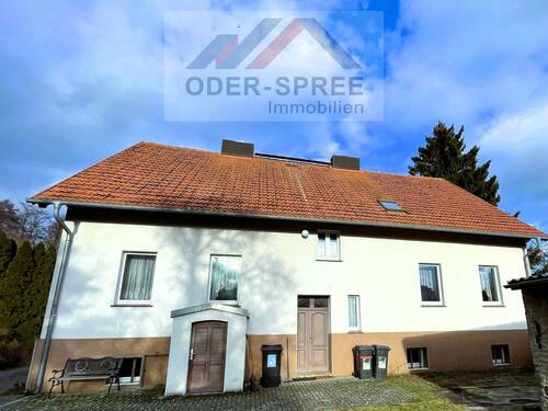 Haus - 8 Zimmer Einfamilienhaus zum Kaufen in Steinhöfel
