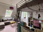 Kinderzimmer in Hauptwohnung (Obergeschoss) - 