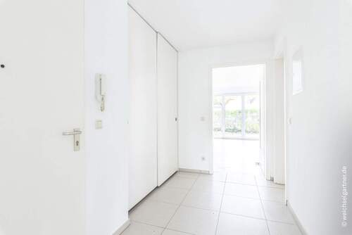 Eingangsbereich - Etagenwohnung mit 56,50 m² in München zum Kaufen