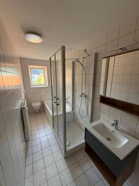 PHOTO-2025-09-23-15-15-19 - 2 Zimmer Etagenwohnung zur Miete in Chemnitz