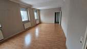 Wohnzimmer - SEHR SCHÖNE 1.OG WOHNUNG MIT KÜCHE UND KLIMA,NÄHE BAHNHOF IN HERZOGENRATH ZU VERMIETEN ca.70 m²