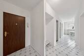 Eingang und Flur - 