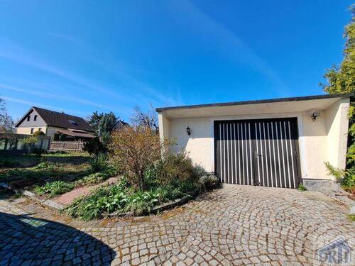 Garage - 