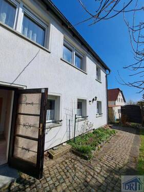 Hintereingang - 7 Zimmer Einfamilienhaus in Neugersdorf