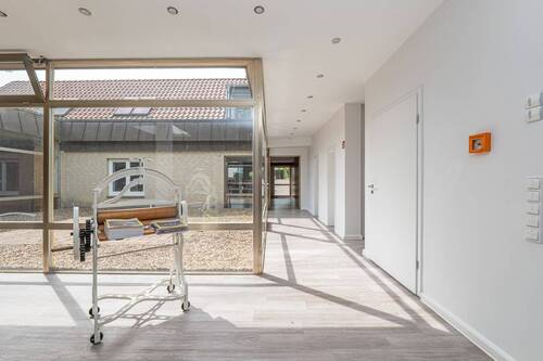 Atrium - 1 Zimmer Büro in Stade