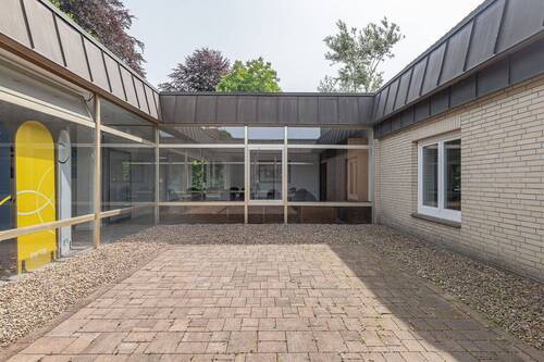 Atrium - 