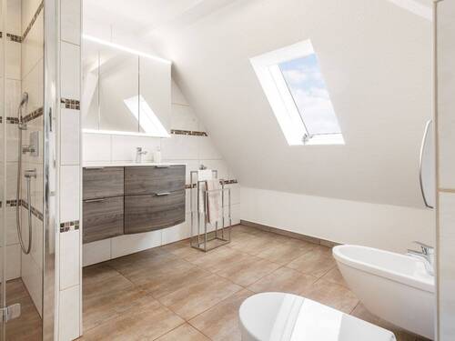 Sky & Courtyard - 