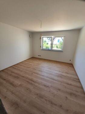Zimmer 1 - 