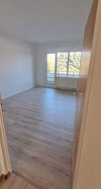 Wohnzimmer - 3 Zimmer Etagenwohnung in Herzberg (Elster)