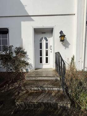 Herzlich willkommen! - 4 Zimmer Reihenmittelhaus in Stuhr