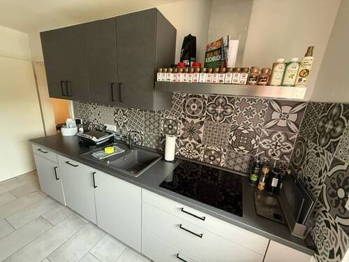 Küche - Moderne Erdgeschoßwohnung mit Balkon in Tönisvorst