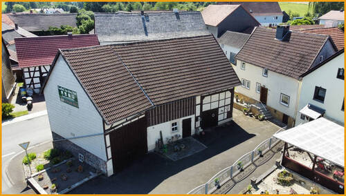 Blick auf das Anwesen - 7 Zimmer Einfamilienhaus zum Kaufen in Romrod