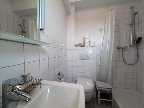 Duschbad Erdgeschoss - 