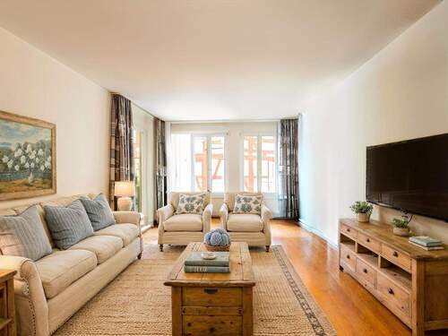 Einrichtungsbeispiel - Wohnzimmer - 3 Zimmer Etagenwohnung zum Kaufen in Nördlingen