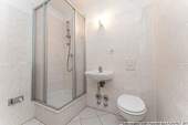 Beispiel Bad - Etagenwohnung mit 32,50 m&sup2; in Berlin zum Kaufen