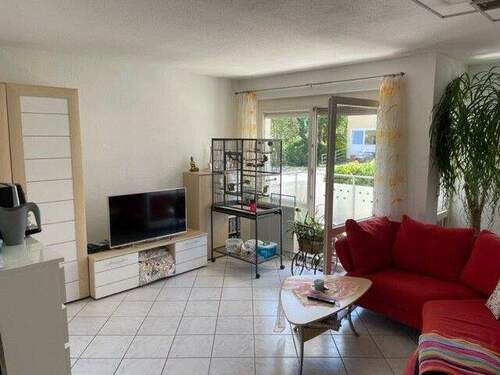 Wohnzimmer - 2 Zimmer Etagenwohnung zum Kaufen in Uhldingen-Mühlhofen