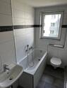 Badezimmer mit Wanne - 2 Zimmer Etagenwohnung in Hartenstein