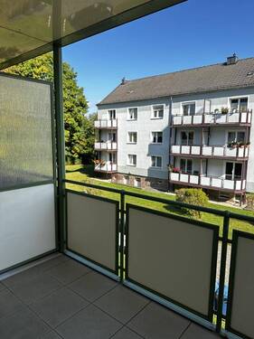 geräumiger Balkon - 